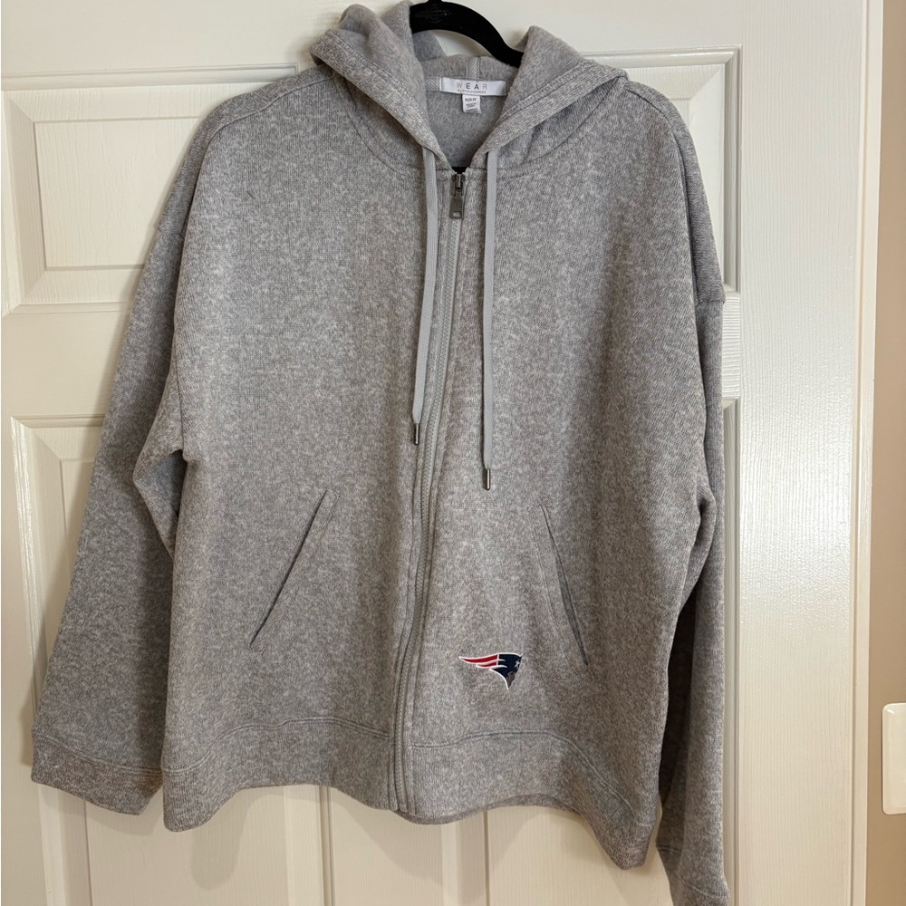 New England Patriots Gray Hooded Sweatshirt
